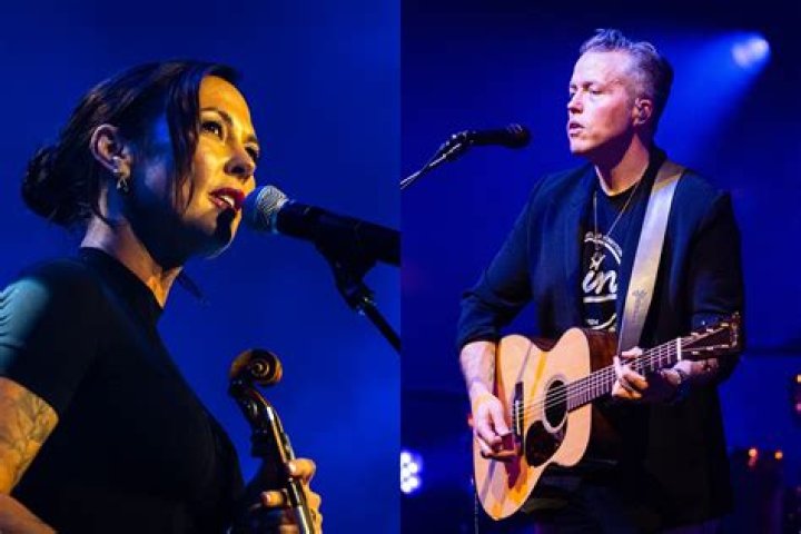 Amanda Shires Net Worth: Details About Instagram, Husband, Songs, Tour - SarkariResult