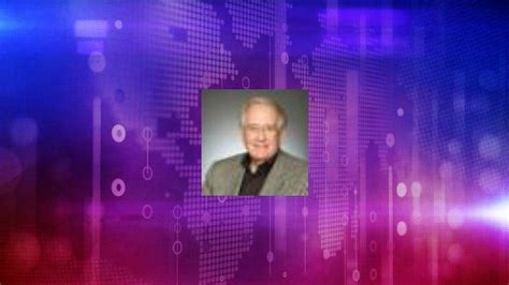 Amos Smith Net Worth