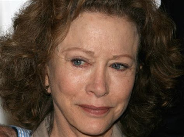 Carol Booth Net Worth