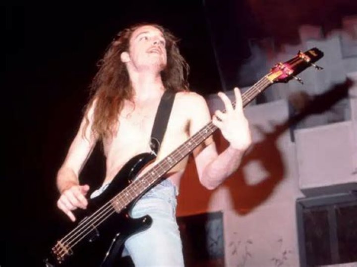 Cliff Burton Net Worth