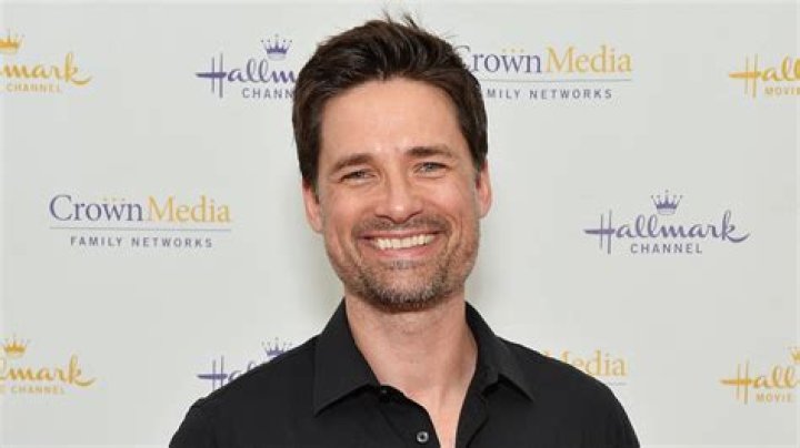Hans Warren Christie Net Worth
