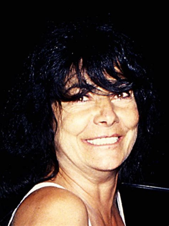 Helena Kallianiotes