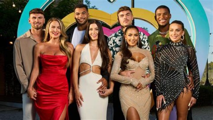 Is Love Island Star Jessica Hayes Expecting a Baby in 2023? Get to Know Jessica Hayes and Her Background. - SarkariResult