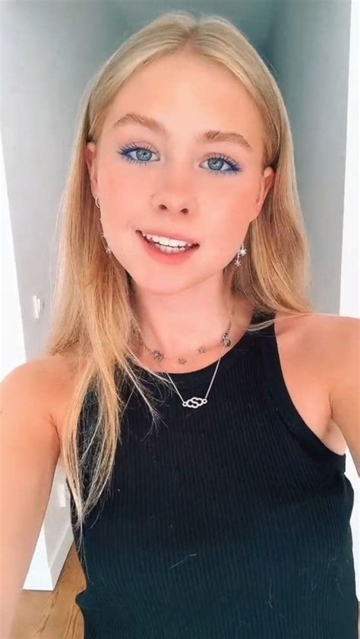Iza Cryssanthander