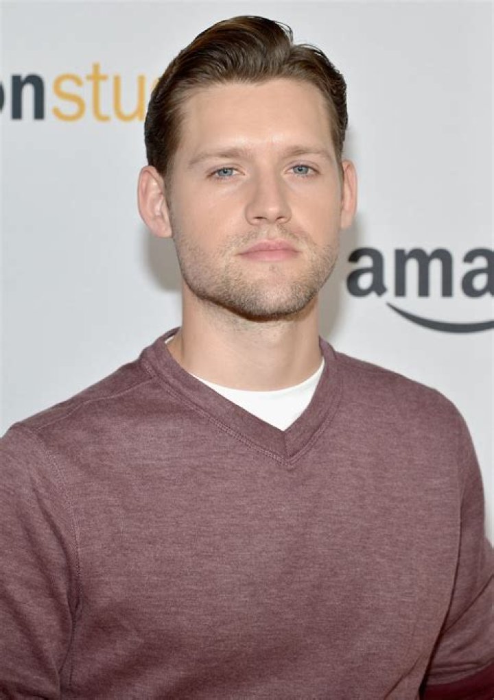 Luke Kleintank Net Worth