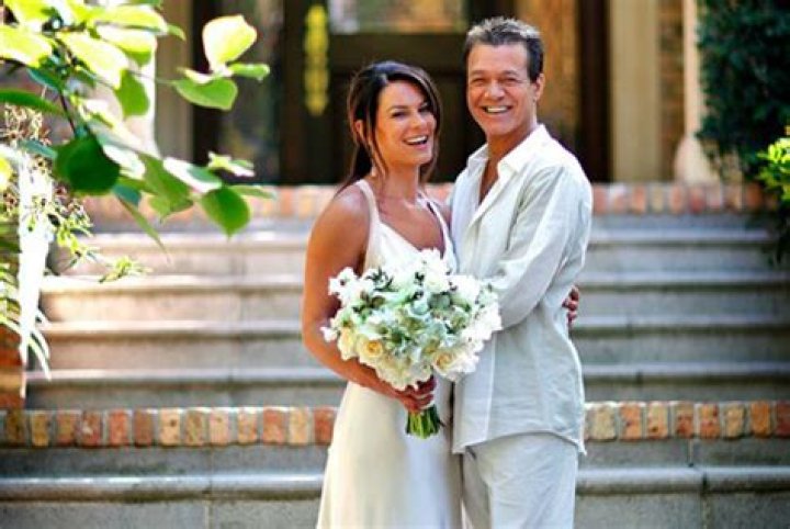 Meet Janie Liszewski – Eddie Van Halen’s Wife