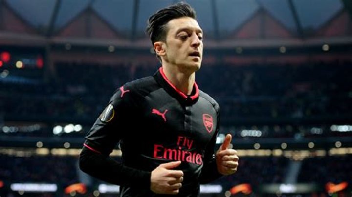 Mesut Özil Net Worth