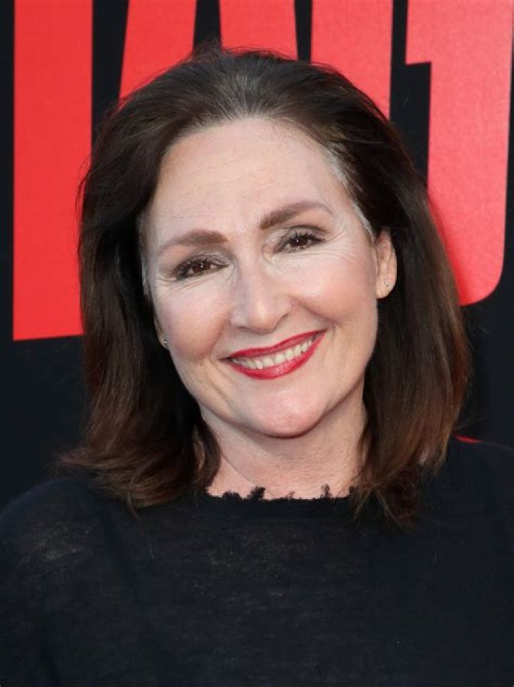 Nora Dunn Net Worth