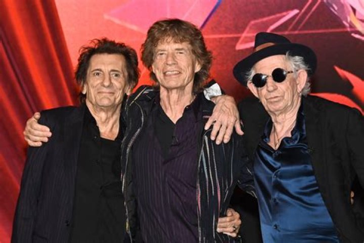 The Rolling Stones' Founding Duo: Mick Jagger and Keith Richards' Ages - SarkariResult