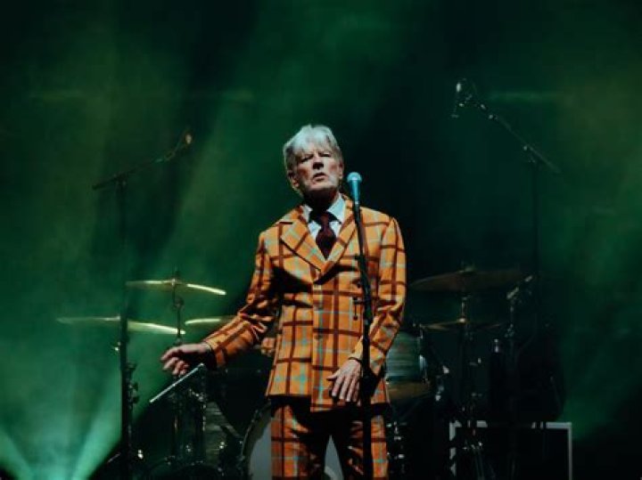 Tim Finn