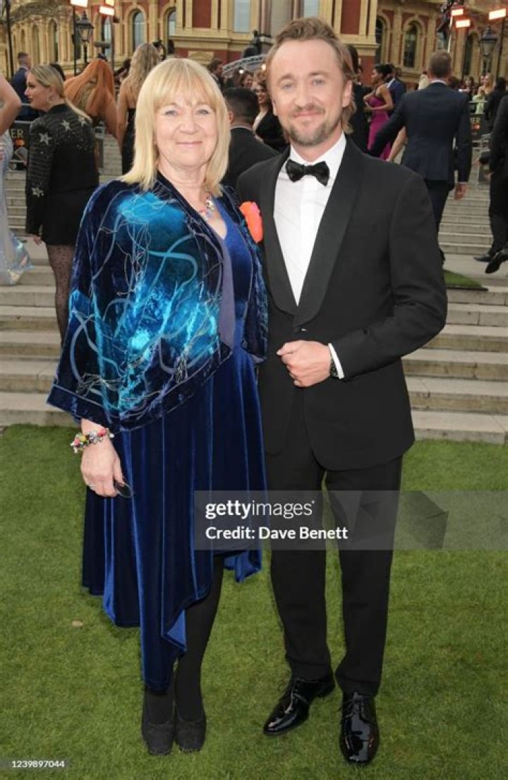 Tom Felton Parents, Meet Father Peter Felton And Mother Sharon Anstey - SarkariResult