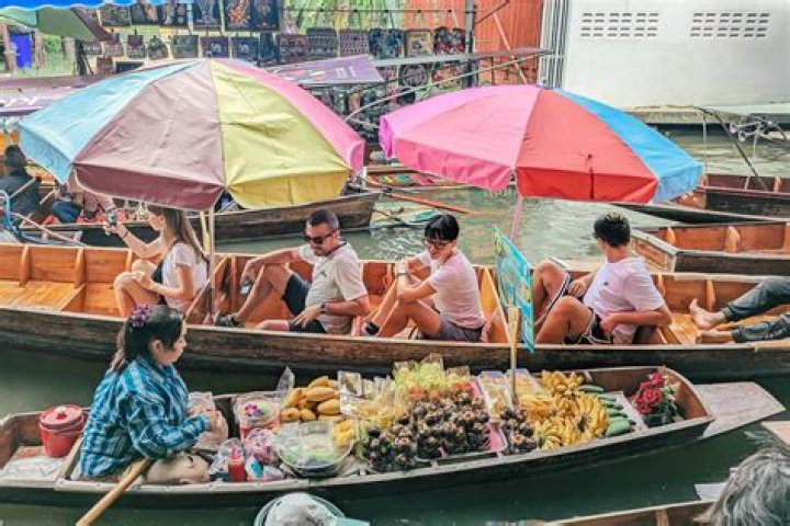 Top 8 Fantastic Bangkok Floating Markets: You Can Pay Visit - SarkariResult